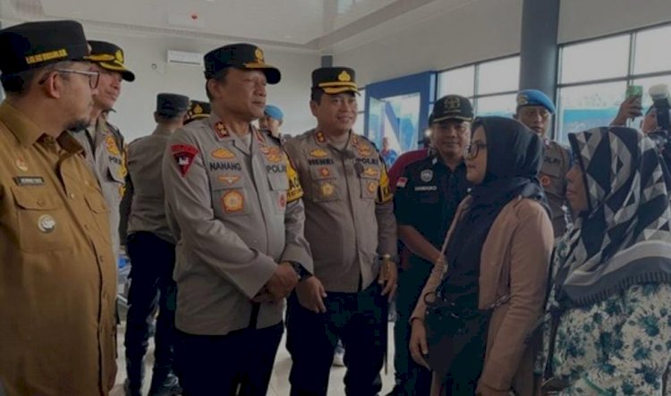 Hari Terakhir Ops Ketupat Semeru Kapolda Jatim Pantau Arus Balik di Terminal Arya Wiraraja Sumenep